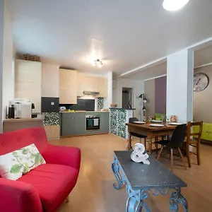 appartement-2-chambres-au-coeur-de-marseille.fr-provencehotel.com/